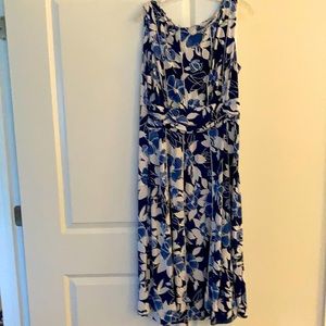 Sleeveless Tea Length Dress XL